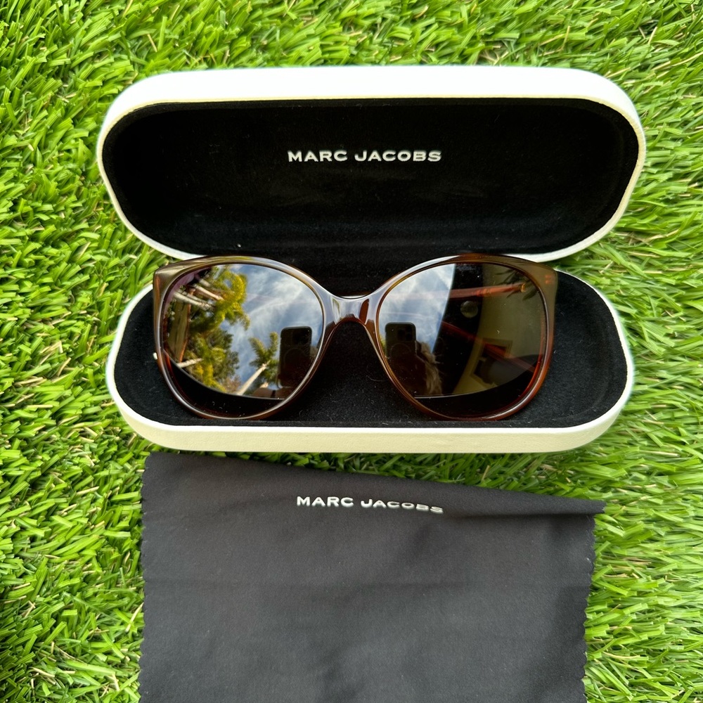 marc jacobs 58mm tortoise shell cat eye sunglasses